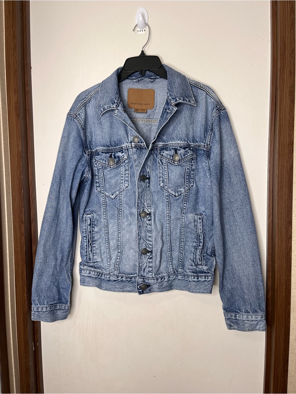 American Eagle Mens Medium Wash Denim Trucker Jacket Blue Cotton Size M